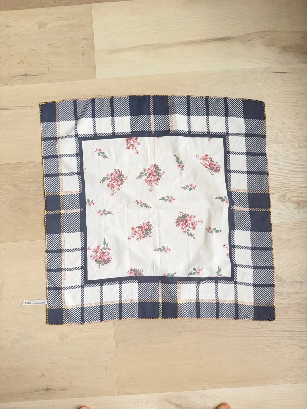 Scarf with print